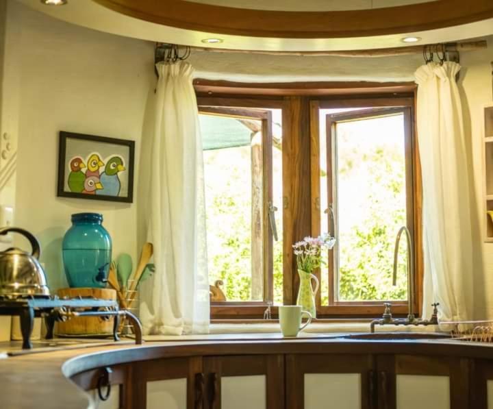 Half Moon Hollow Eco Cottage Mossel Bay Exterior foto